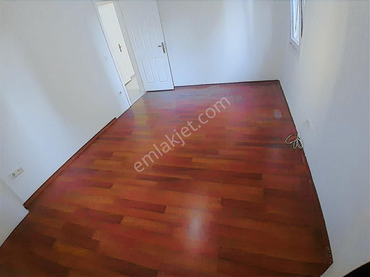 Küçükköy Validesuyu Konutlarında Büyük Tip Havuz Cepheli 2+1 - Görsel 18