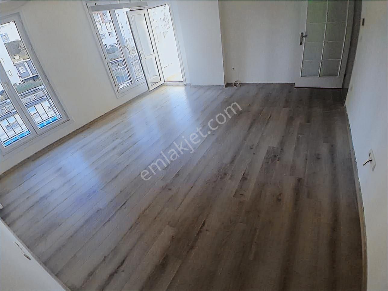 Küçükköy Validesuyu Konutlarında Büyük Tip Havuz Cepheli 2+1 - Görsel 22