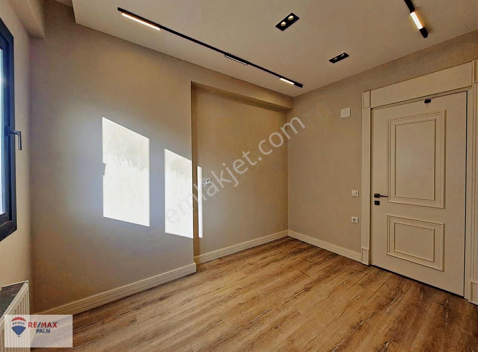 Remax Palm'den 75.yıl Mah.'de Denize 400 M Lüks Satılık Daire - Görsel 12