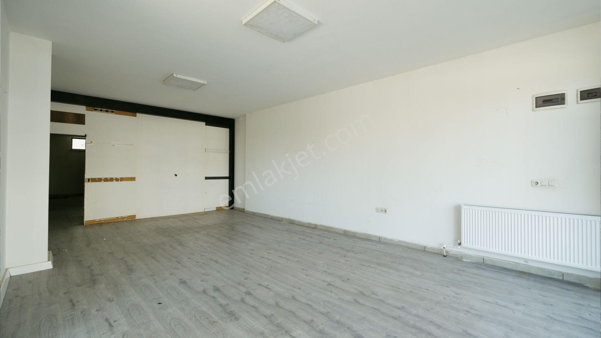 Turgutlar Emlak ' Tan Darıcı Mah . 126 M2 Satılık Dükkan - Görsel 26