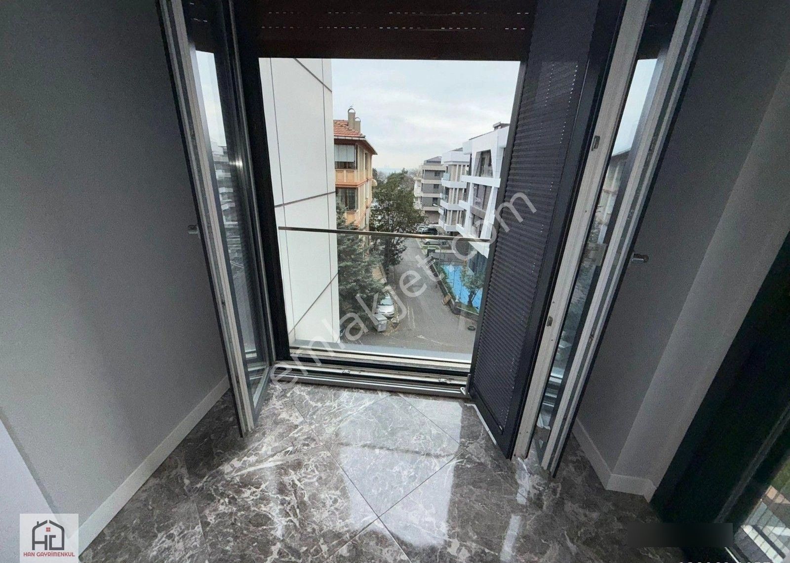 Fenerbahçe Sahilde 2+1 Ebeveyn Balkonlu Lüks Fırsa! - Görsel 17