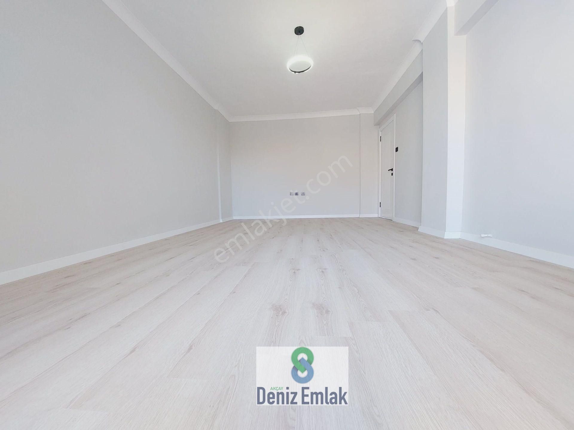 Denizden Akçayda Ön Cephe Arakat Geniş Masrafsız Satılık 2+1 Daire. - Görsel 24