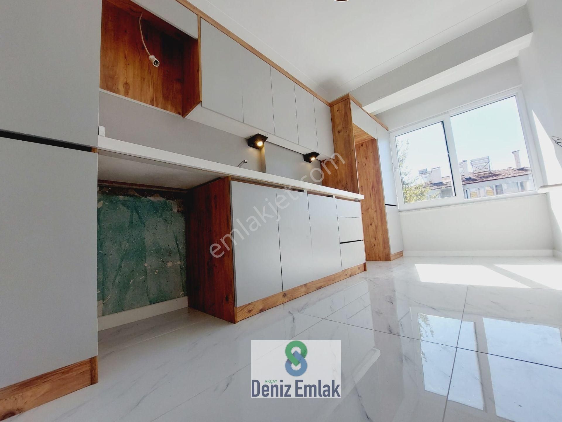 Denizden Akçayda Ön Cephe Arakat Geniş Masrafsız Satılık 2+1 Daire. - Görsel 27
