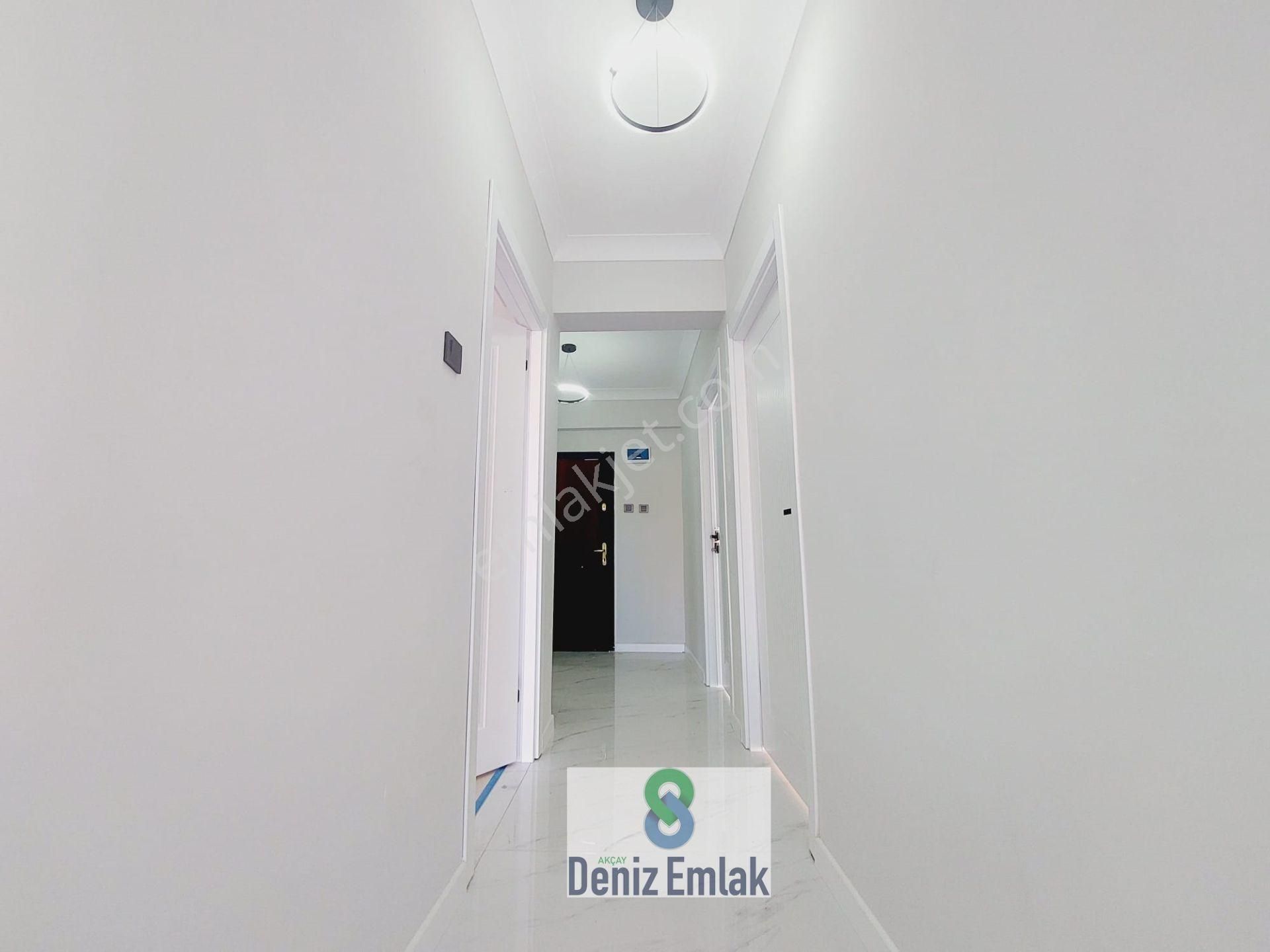 Denizden Akçayda Ön Cephe Arakat Geniş Masrafsız Satılık 2+1 Daire. - Görsel 21
