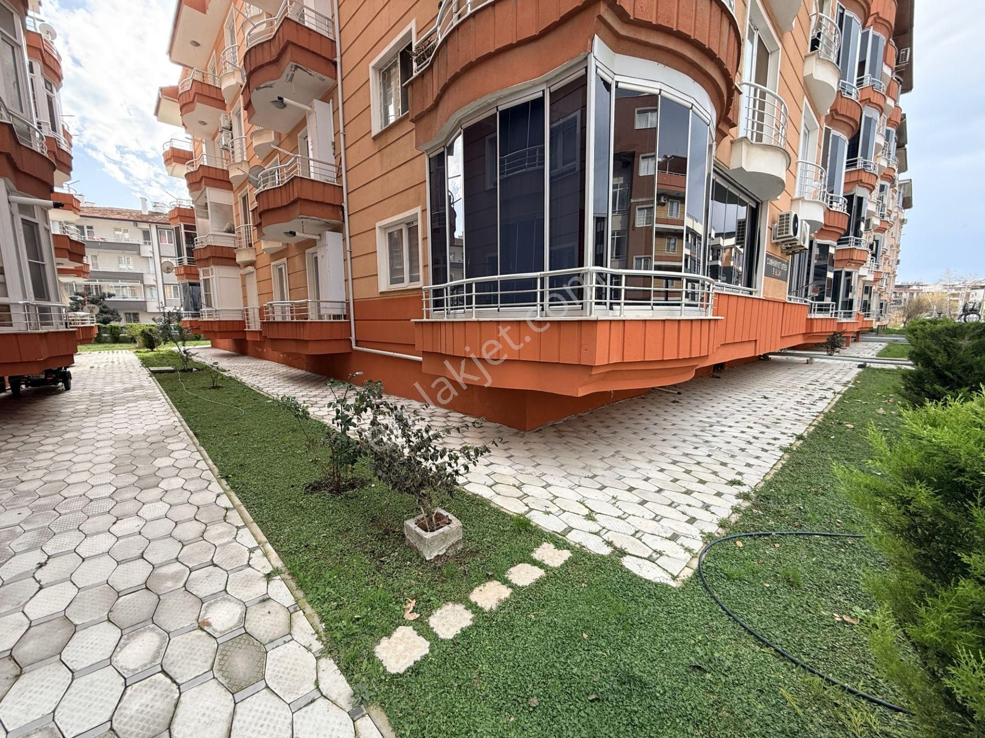 ▀tek Yetki▄jetten Altınkumda Ön Cephe Geniş Kullanımlı Ferah 2+1 - Görsel 34