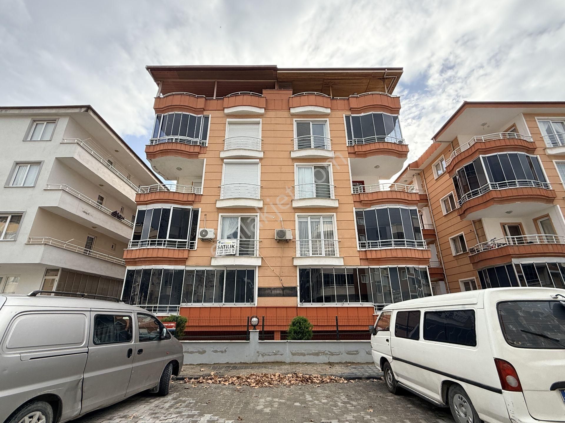 ▀tek Yetki▄jetten Altınkumda Ön Cephe Geniş Kullanımlı Ferah 2+1