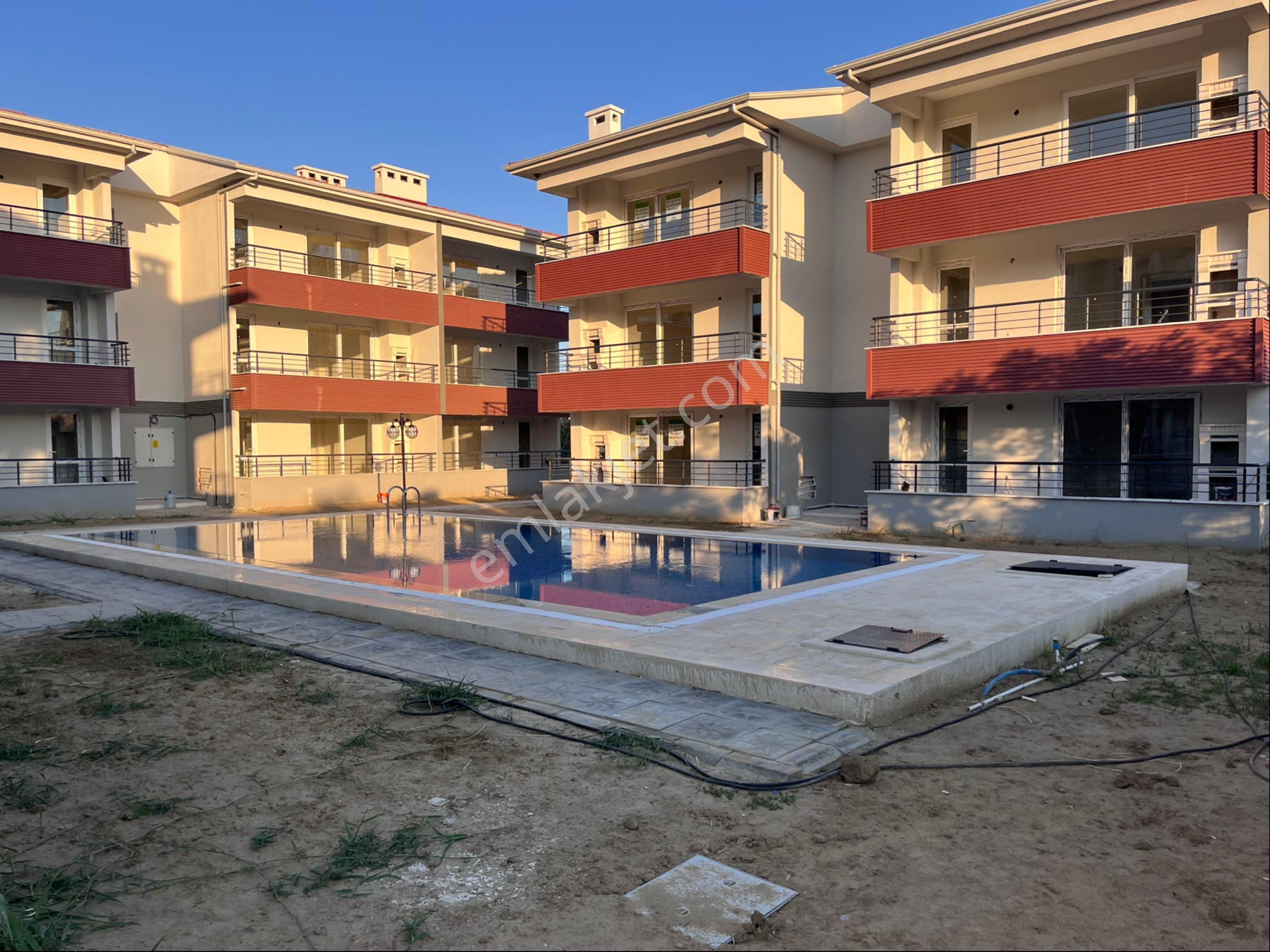 Şarköy Cumhuriyet Mh. Havuz Manzaralı (0) Daire Satılık - Görsel 31