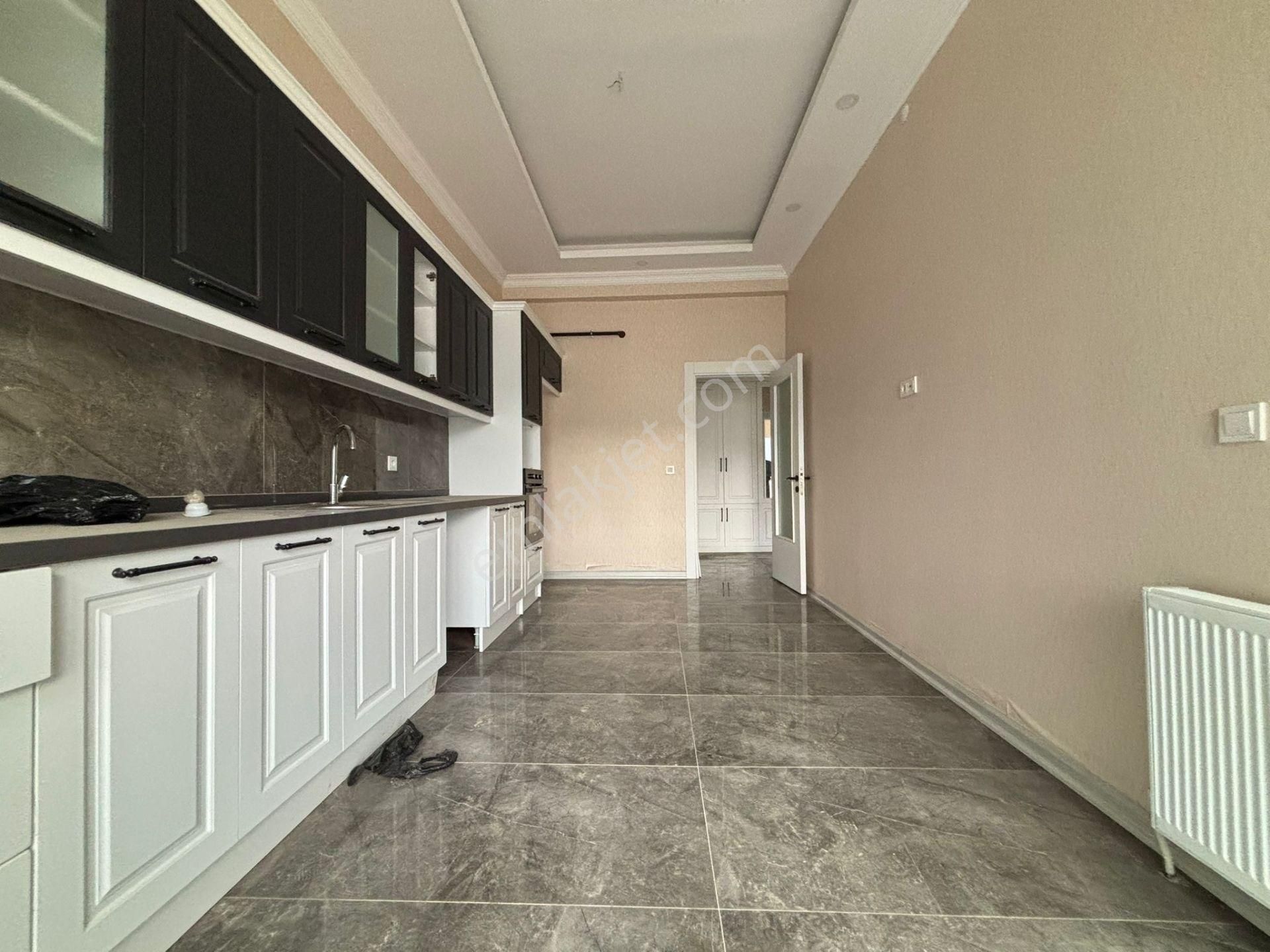 Mera Emlaktan Kadıköy Mh. Havuz Manzaralı 3+1 Ultralüx Daire - Görsel 22