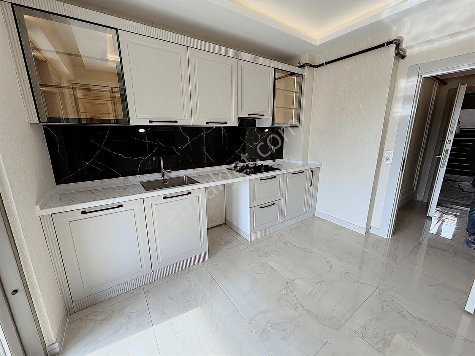 Alparslan Türkeş Cd Larmina Garden 4+1 Arakat Cadde Cephe Fırsat - Görsel 2