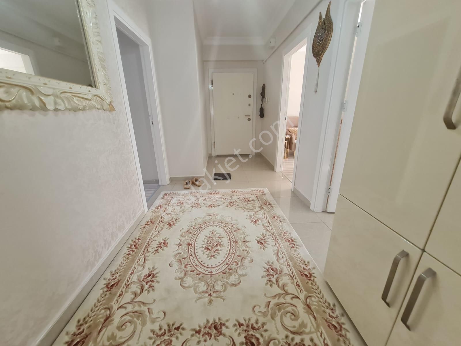 Bahçelievler Siyavuşpaşa Mustafa Kemal Paşa Cd. Yakın 3+1 145m2 - Görsel 2