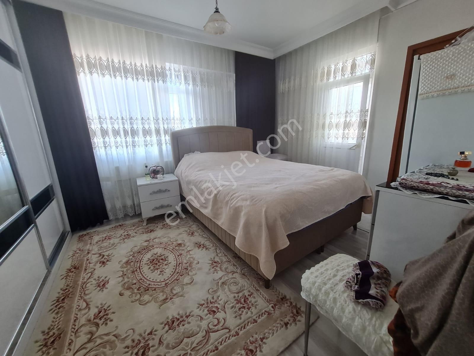 Bahçelievler Siyavuşpaşa Mustafa Kemal Paşa Cd. Yakın 3+1 145m2 - Görsel 26