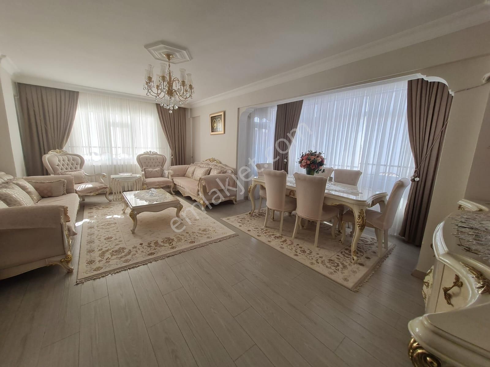 Bahçelievler Siyavuşpaşa Mustafa Kemal Paşa Cd. Yakın 3+1 145m2 - Görsel 31