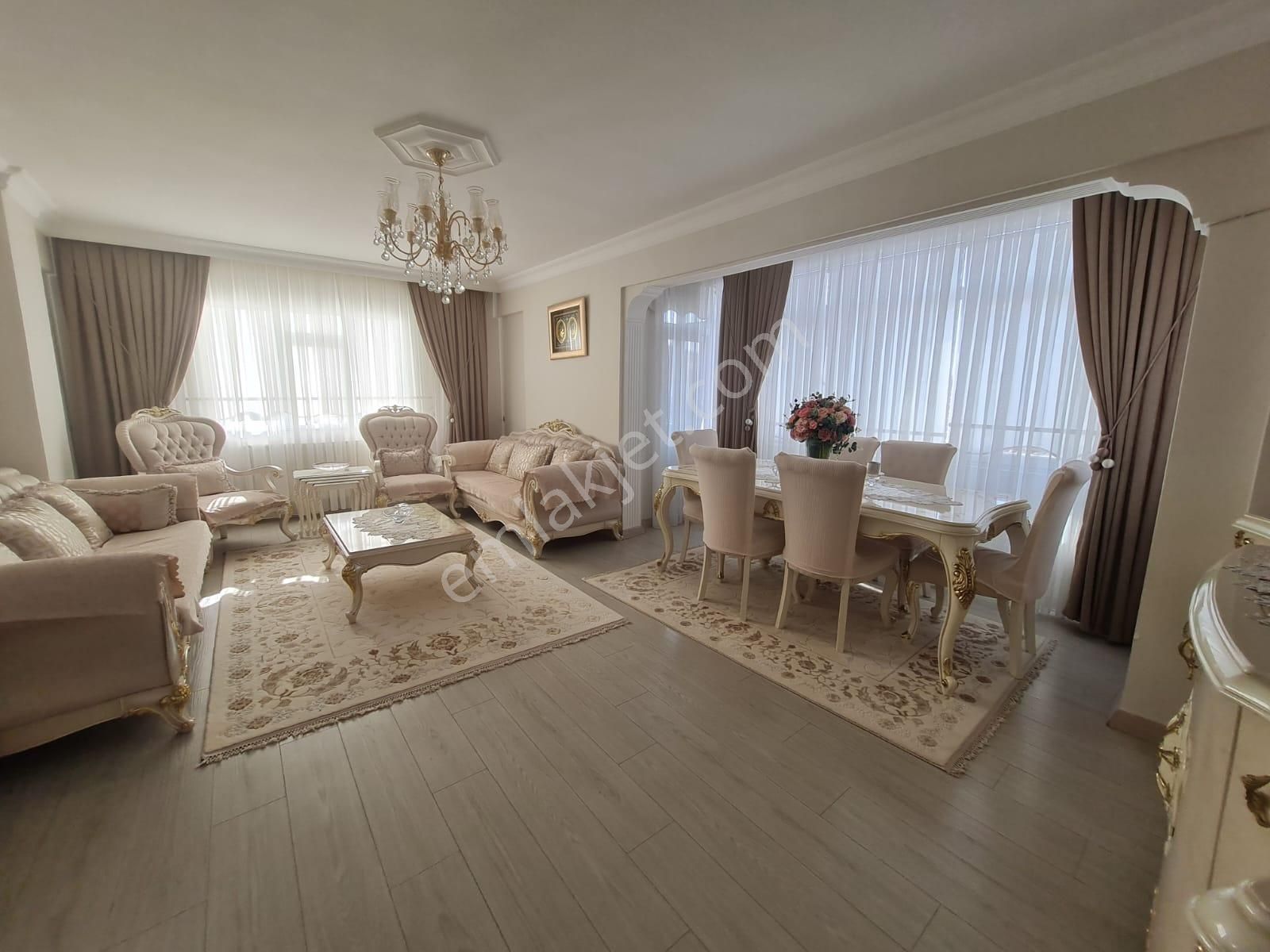 Bahçelievler Siyavuşpaşa Mustafa Kemal Paşa Cd. Yakın 3+1 145m2 - Görsel 33