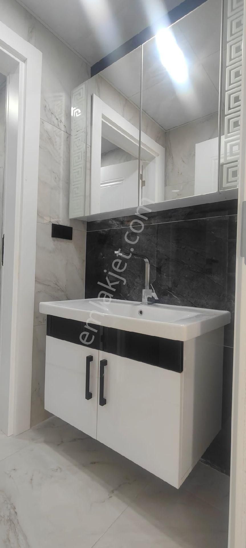 Konya Meram Alpaslan Mahallesi'nde Satılık 2+1 Arakat Daire - Görsel 6