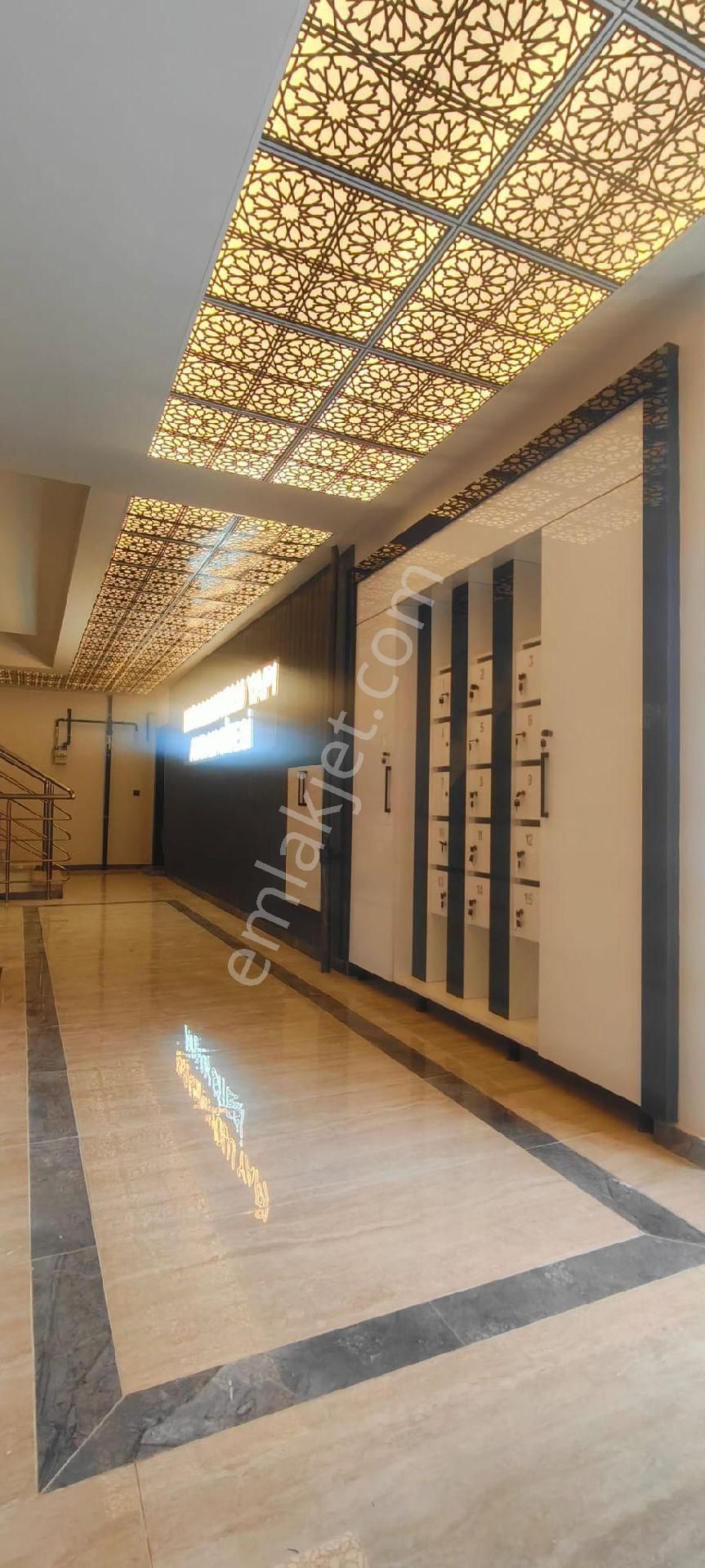 Konya Meram Alpaslan Mahallesi'nde Satılık 2+1 Arakat Daire