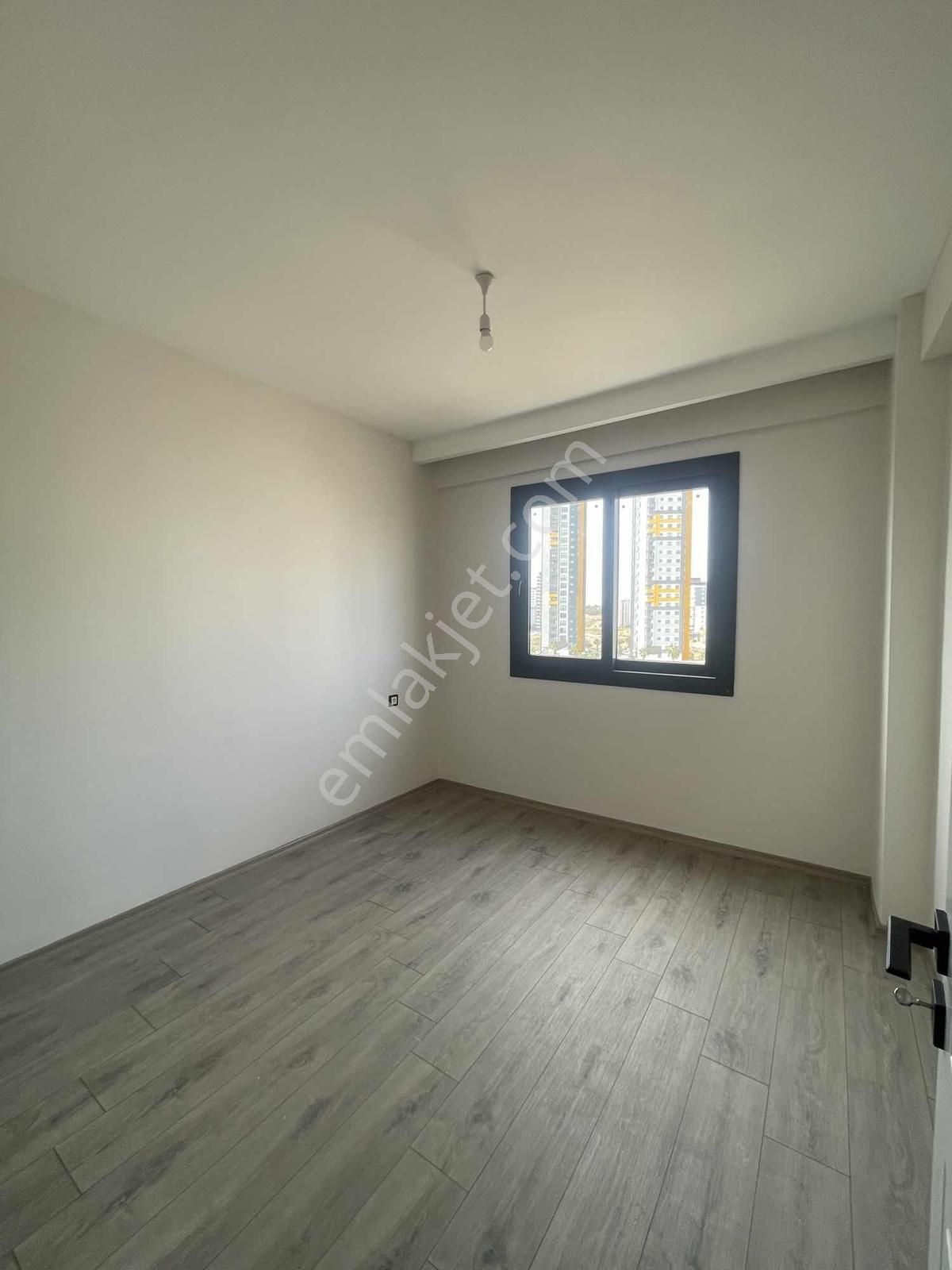 Carkıpare'de Bulvarmanzaralı Balkonlu Katmulkıyetlı 1+1 - Görsel 19