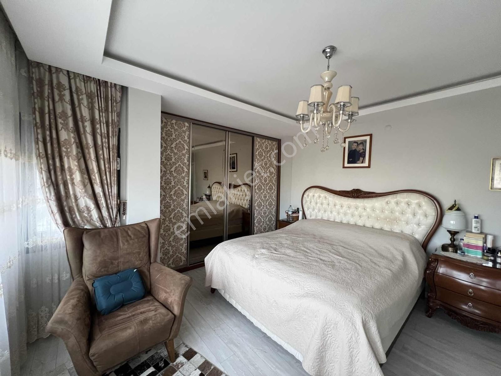 Çengelköy Ata 2 Sitesi 1.tepe De Çıkışa Yakın 300 M2 Villa - Görsel 24