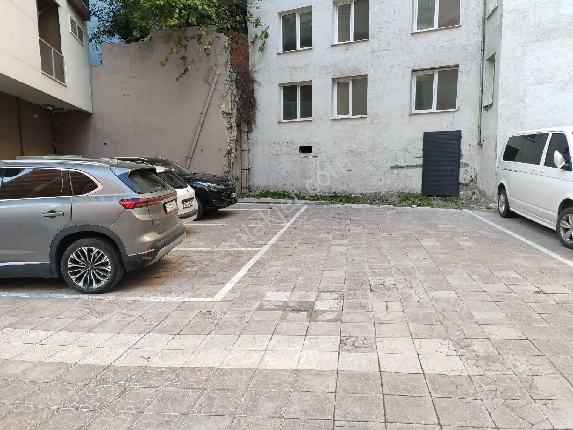 İzmir Konak Eşrefpaşa Cadde Üzerinde 3+1,doğalgazlı, Asansörlü, Lüks D - Görsel 18