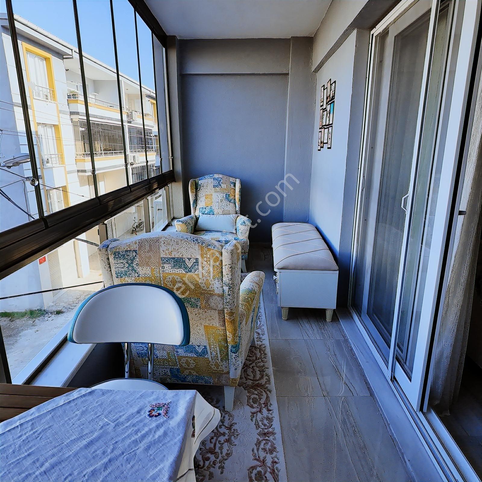 Atatürk Merkezi Konumda Arakat Asansörlü Bakımlı 135m2 3+1 Daire - Görsel 24