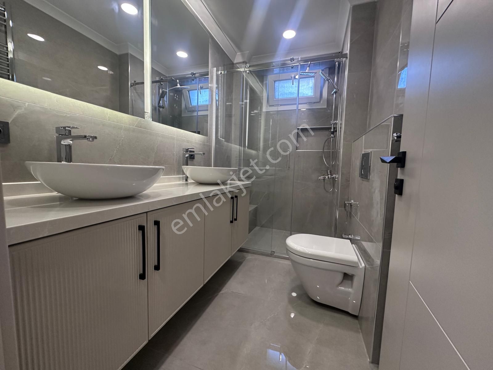 Erenköy Kaşanelerde 7/24 Güvenlikli Havuzlu Prestijli Binada - Görsel 29