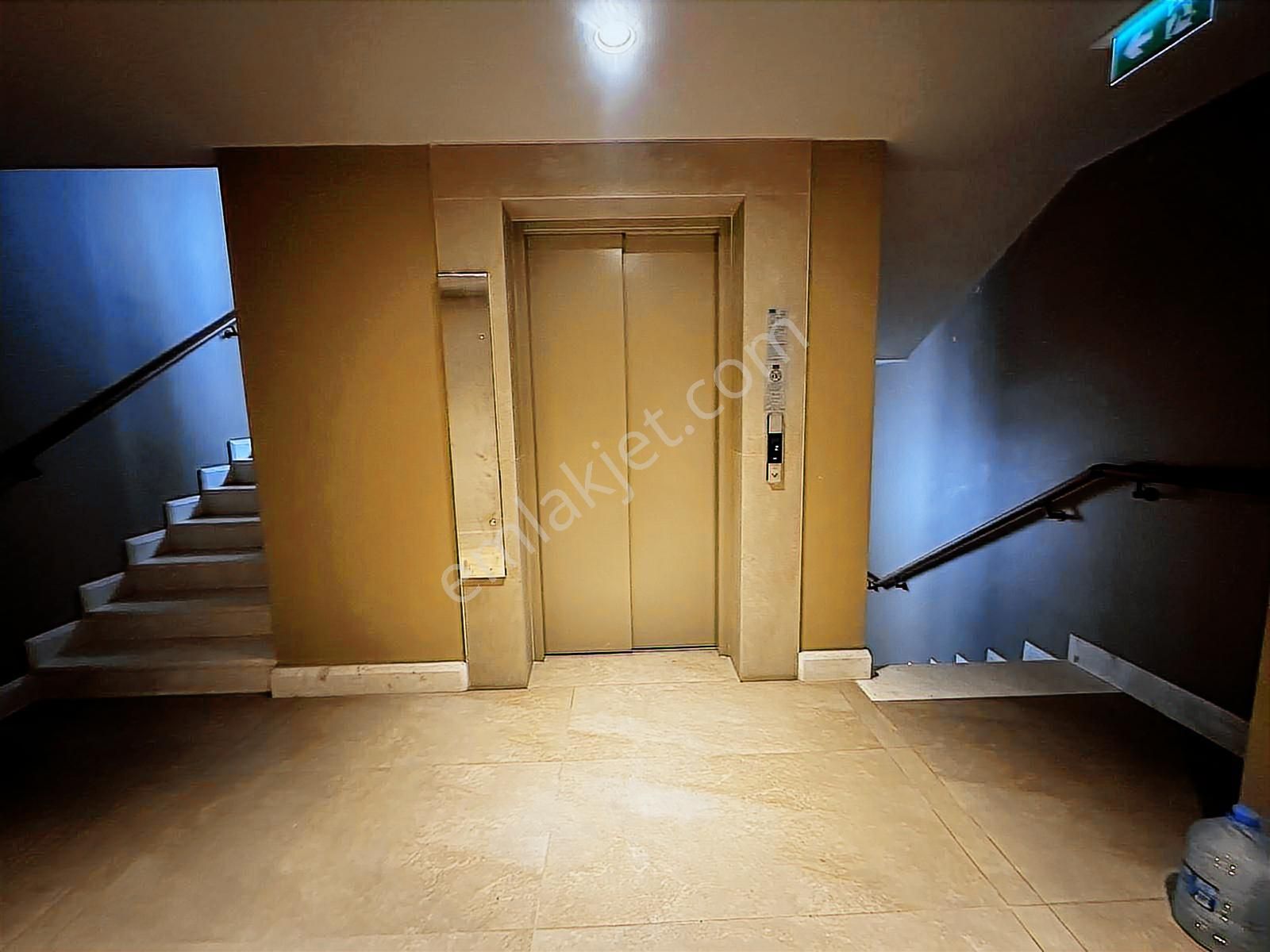 Sinpaş Altın Oran Kıyı Konakları Teraslı Saunalı Özel Loft Daire - Görsel 13