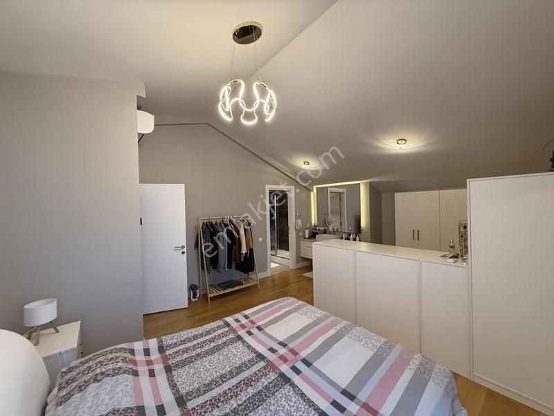 Sinpaş Altın Oran Kıyı Konakları Teraslı Saunalı Özel Loft Daire - Görsel 9