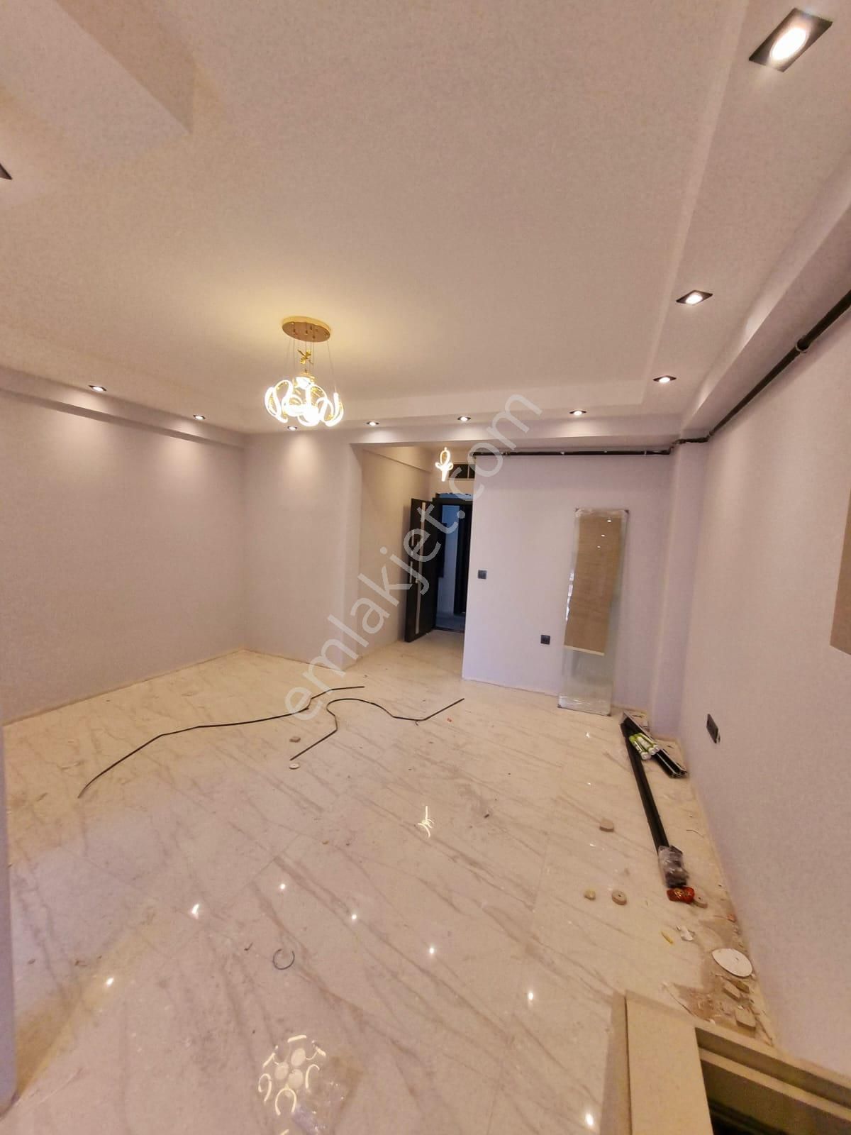 Çamlıca Mahallesinde Satılık 2+0 Daire - Görsel 5