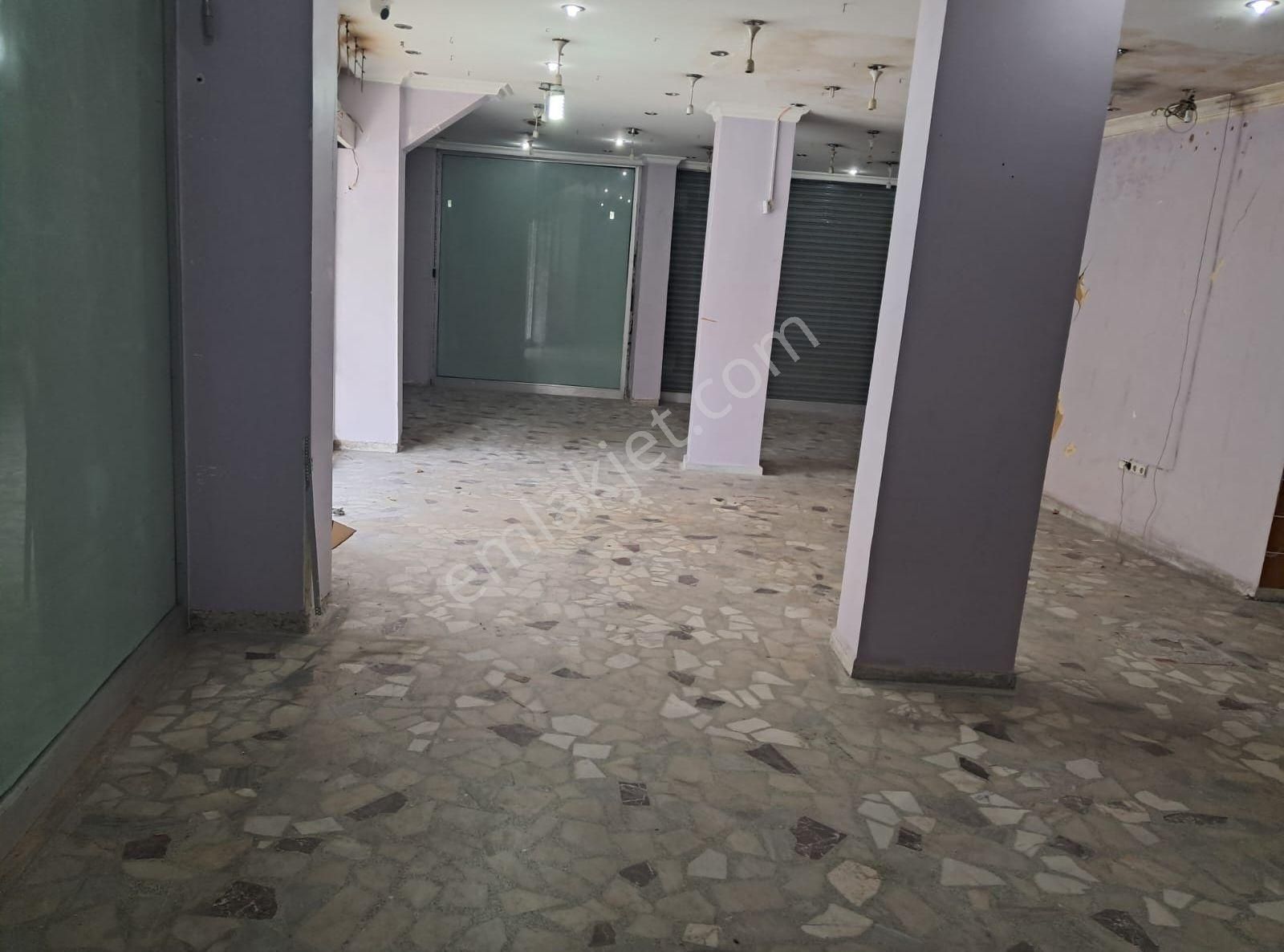 Demirkapıda Kiralık Depolu Dükkan 350m² - Görsel 2