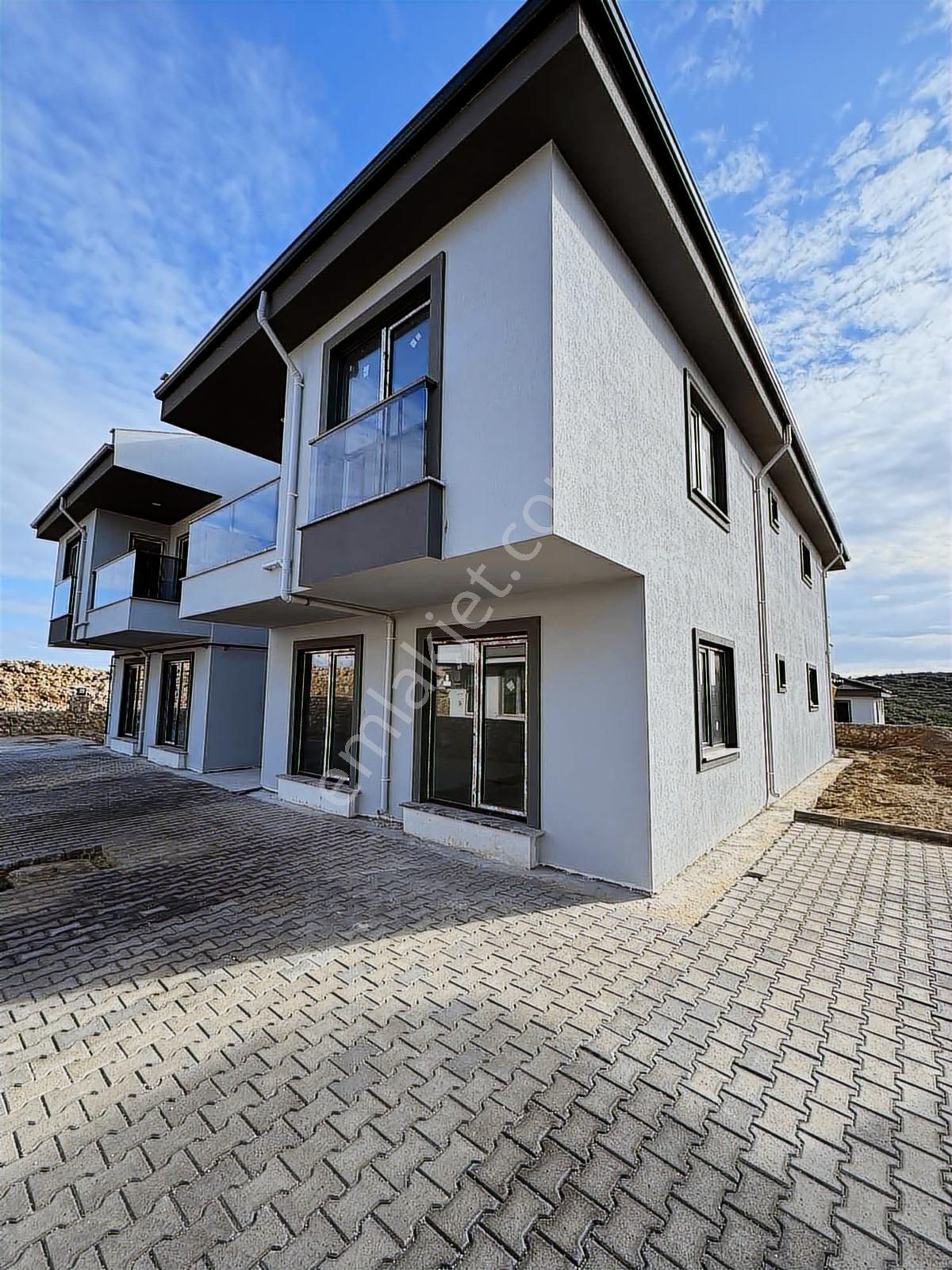 Muğla Ula Sıfır Yerden Isıtma Ebeveyn Banyolu Daire - Görsel 5