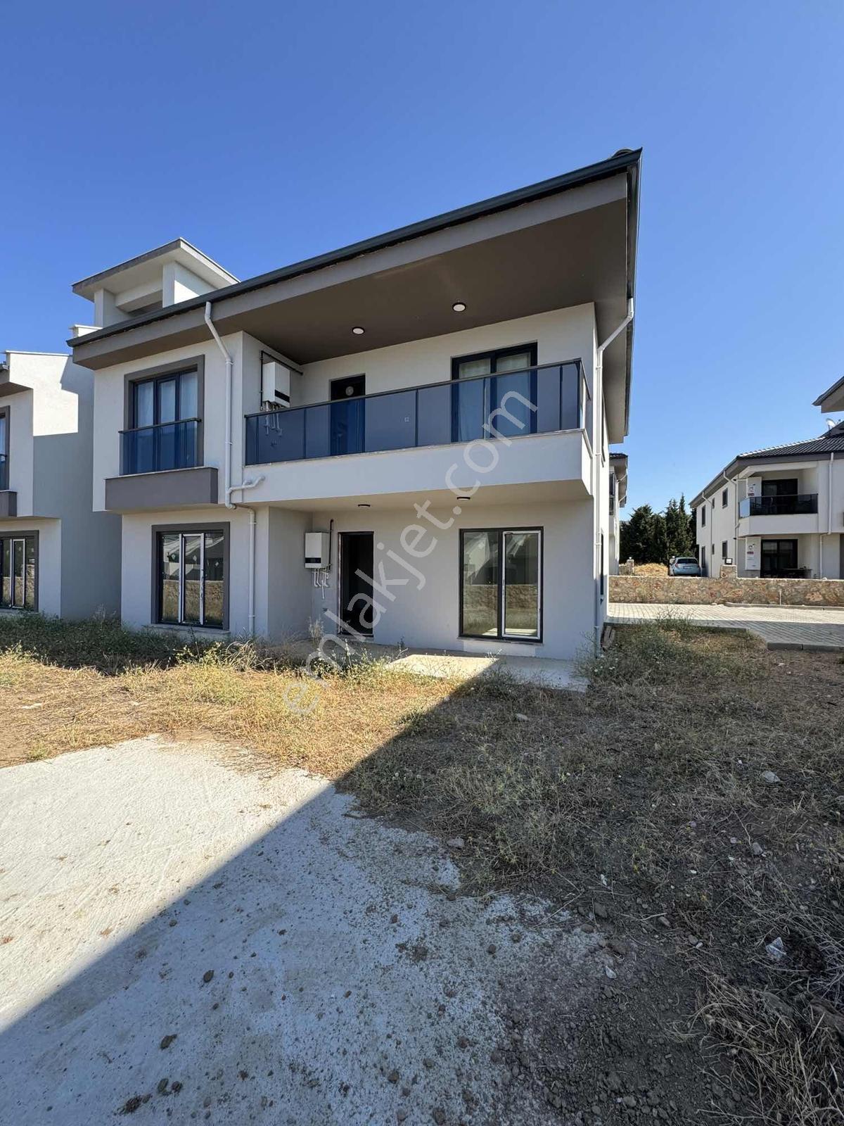 Ula Sıfır Yerden Isıtma Ebeveyn Banyolu Kiralık 2+1 Daire - Görsel 13