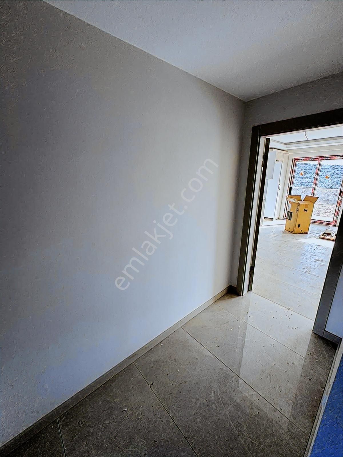 Muğla Ula Sıfır Yerden Isıtma Ebeveyn Banyolu Daire - Görsel 32