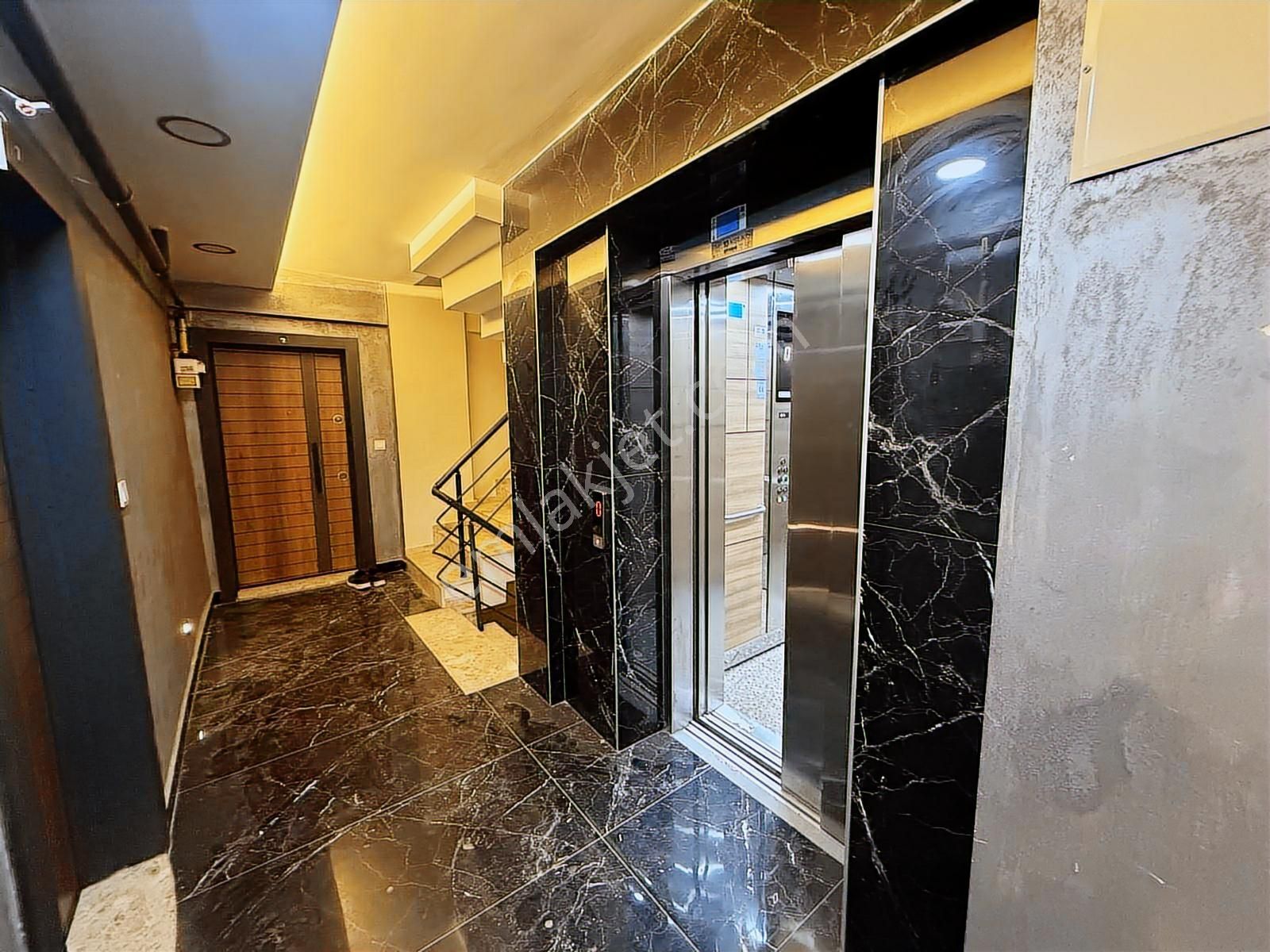 Koyundere Merkezde, Önü Kapanmaz Geniş Teraslı Dubleks Daire - Görsel 19