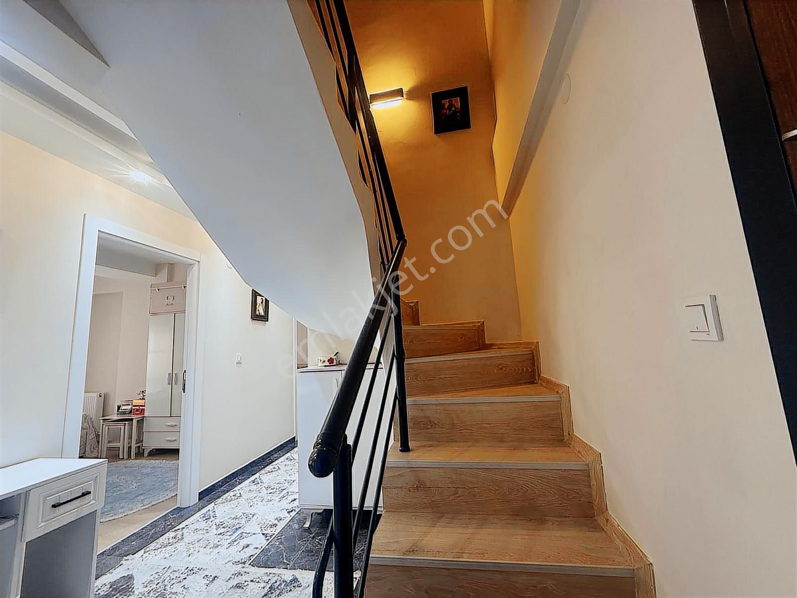 Koyundere Merkezde, Önü Kapanmaz Geniş Teraslı Dubleks Daire - Görsel 25