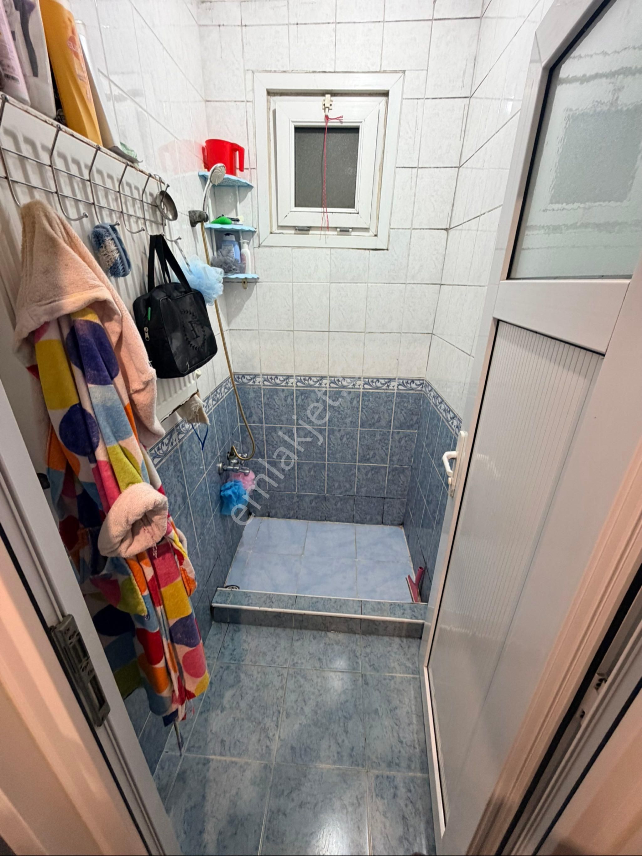 Mahmutbey Caddesi Şahin Durakta Satılık Daire Ve Dukkan 37 Hisseli 3 Kat 3.700.000₺ - Görsel 5