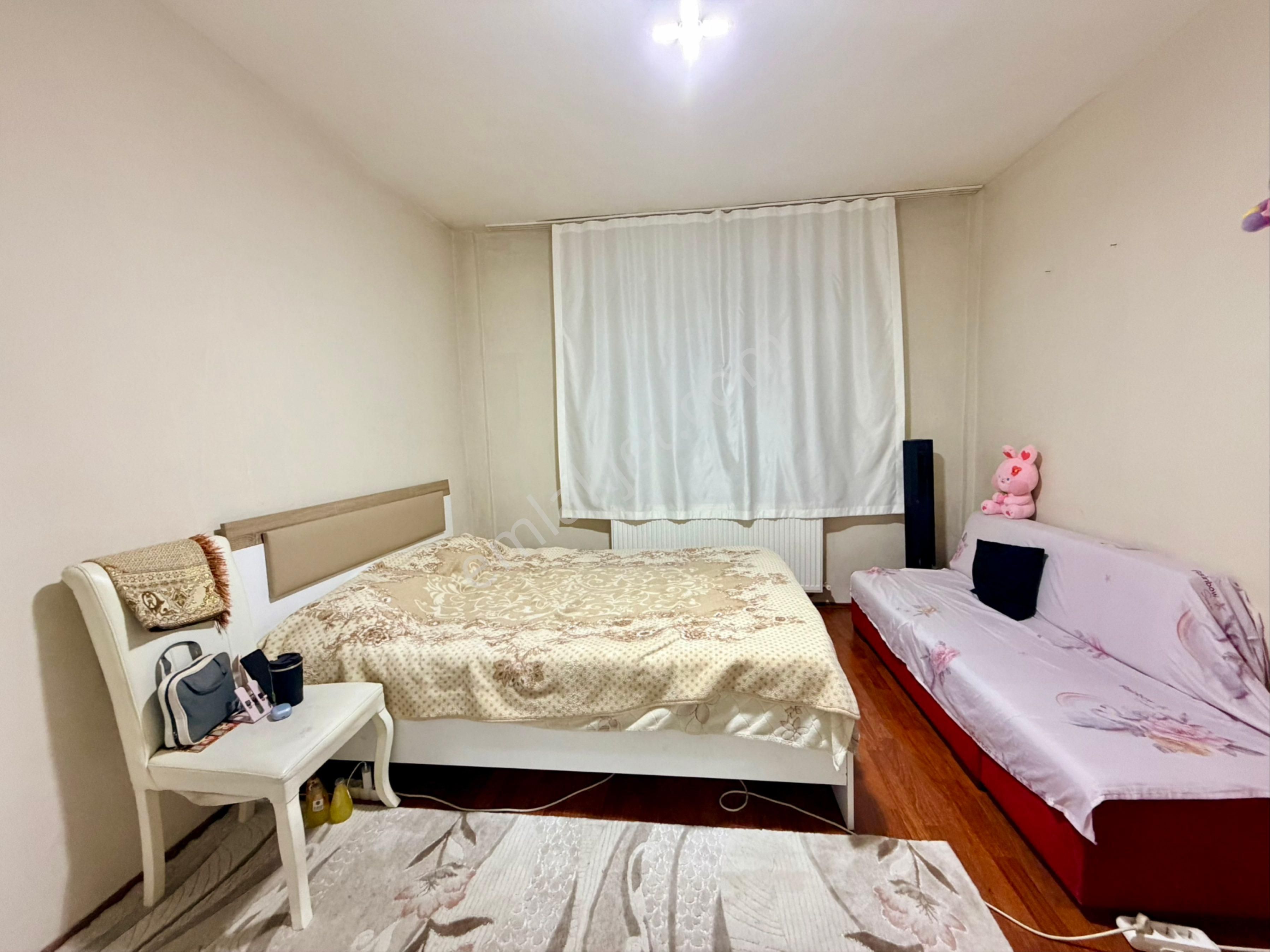 Mahmutbey Caddesi Şahin Durakta Satılık Daire Ve Dukkan 37 Hisseli 3 Kat 3.700.000₺ - Görsel 2