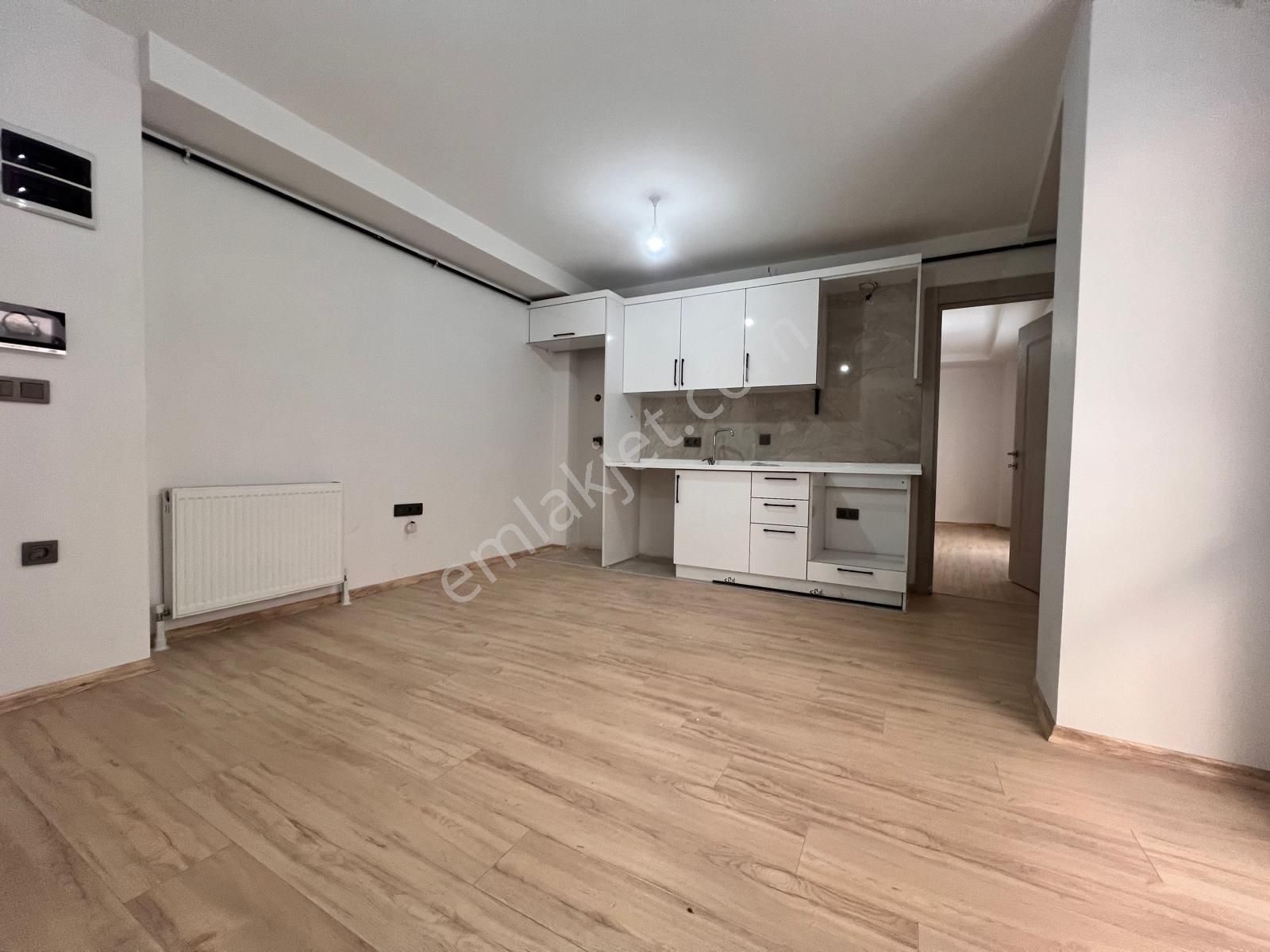 Kaçmaz'dan Altıntepe'de Sıfır Bahçe Kullanımlı 1+1 Daire - Görsel 2