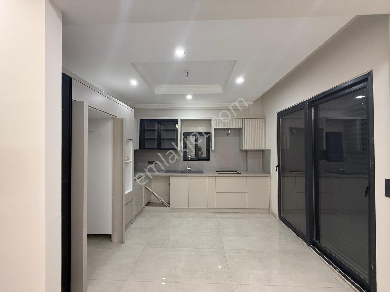 Stoptan Karaçalıda *havuzlu Akıllı Ev* 4+1 Villa - Görsel 14