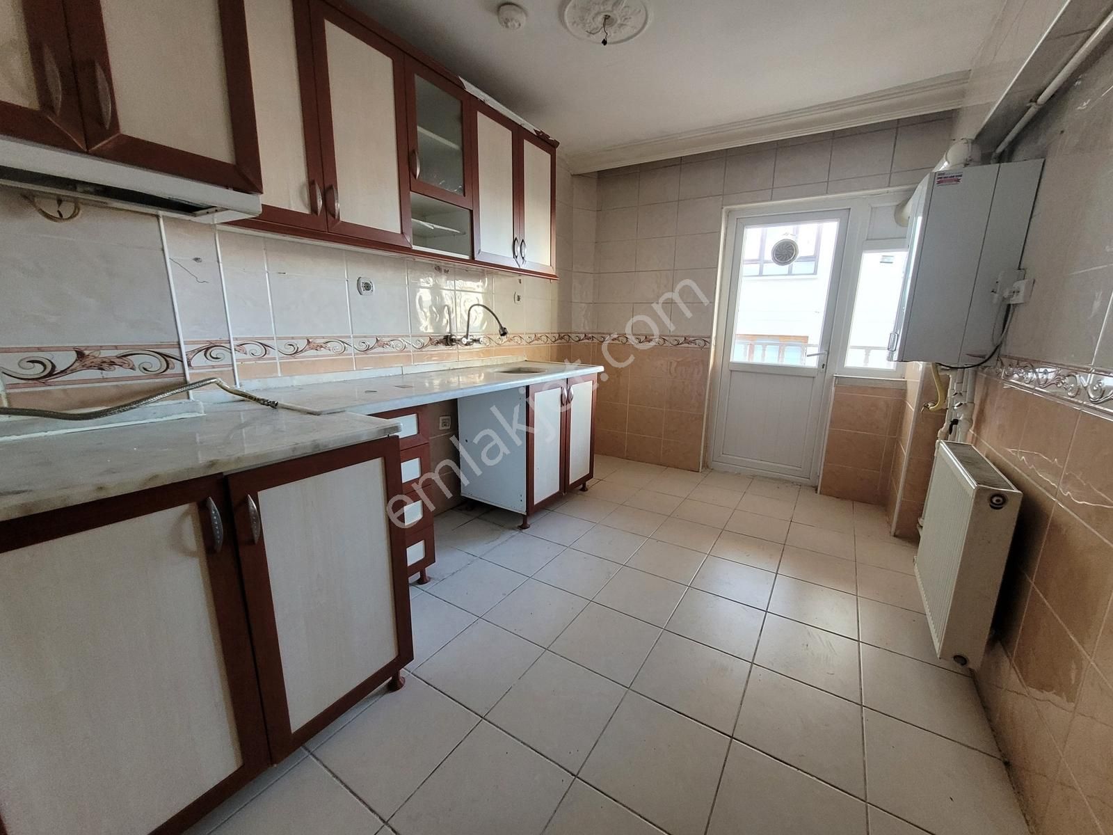 Merkezi Konumda Taşınmaya Hazır 3 Oda 1 Salon Kiralık Daire - Görsel 16