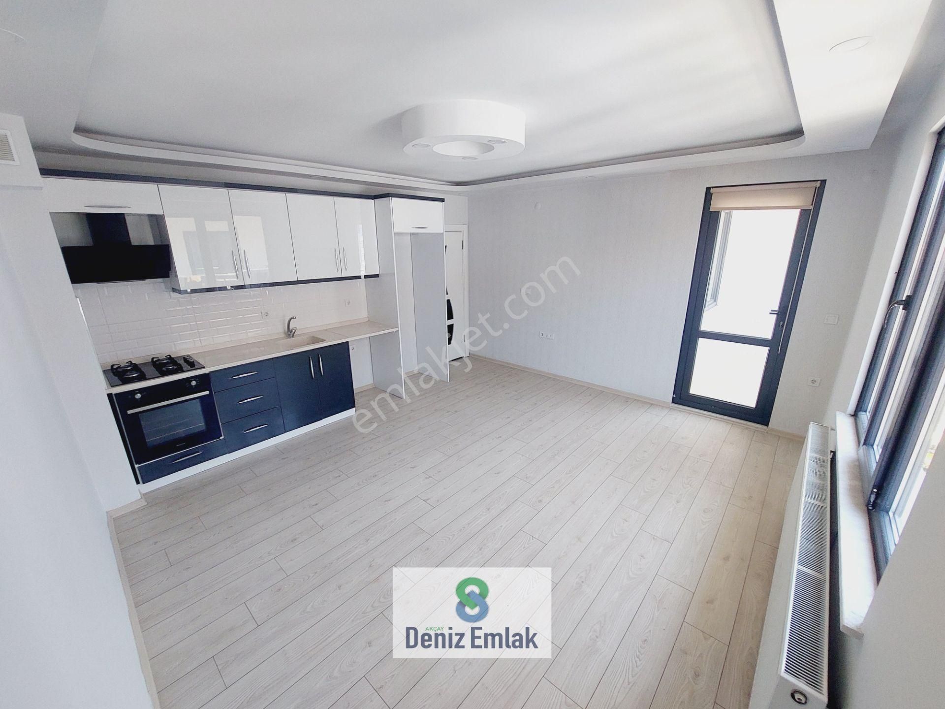 Denizden Akçayda Asansörlü Yeni Binada Geniş Satılık 1+1 Daire. - Görsel 13