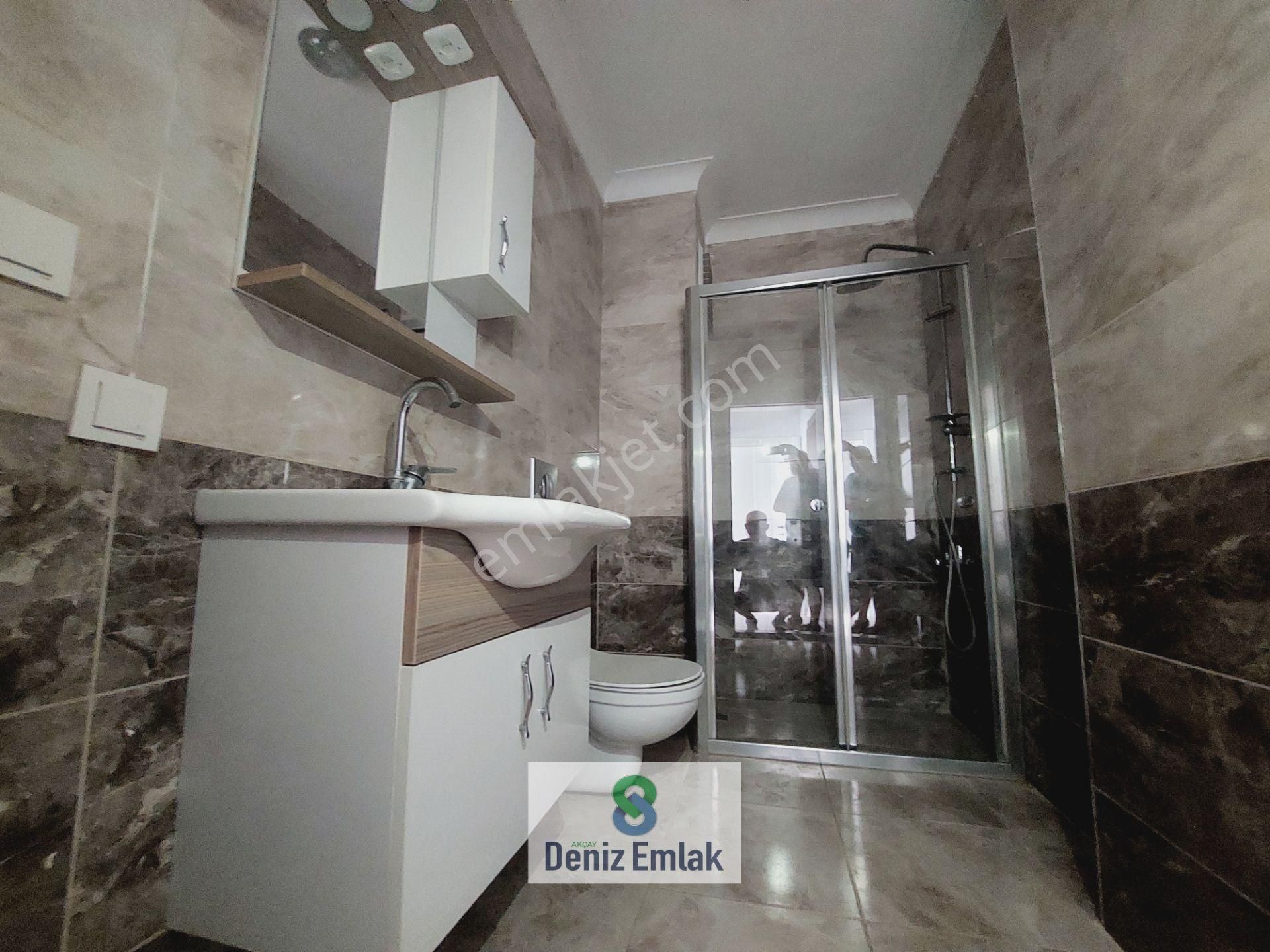 Denizden Akçayda Asansörlü Yeni Binada Geniş Satılık 1+1 Daire. - Görsel 35