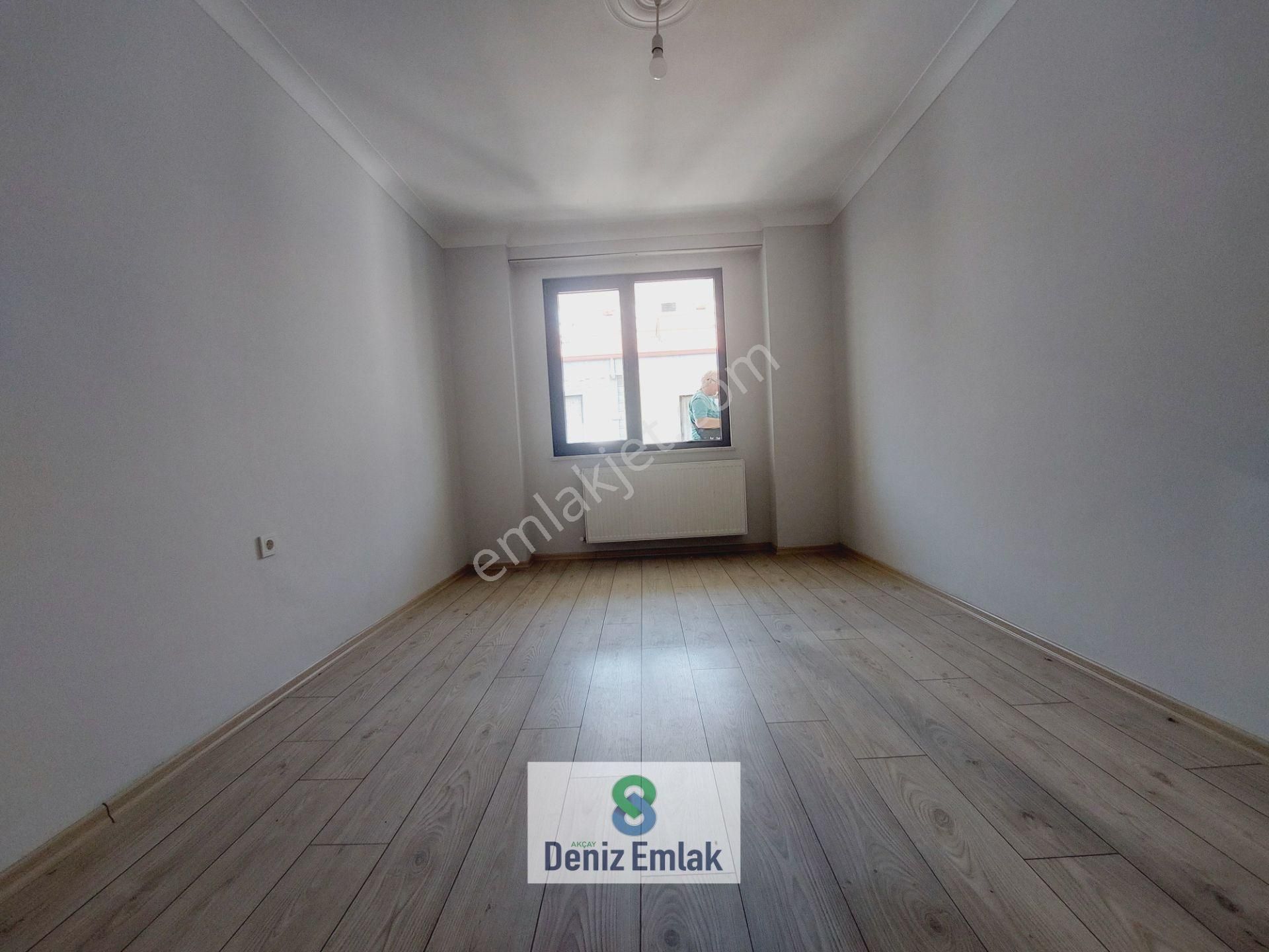 Denizden Akçayda Asansörlü Yeni Binada Geniş Satılık 1+1 Daire. - Görsel 23