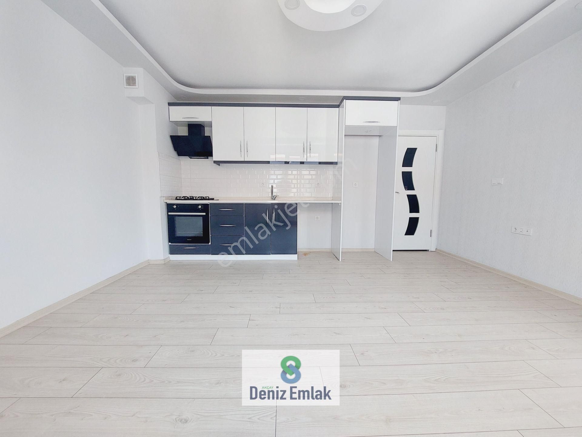 Denizden Akçayda Asansörlü Yeni Binada Geniş Satılık 1+1 Daire. - Görsel 31