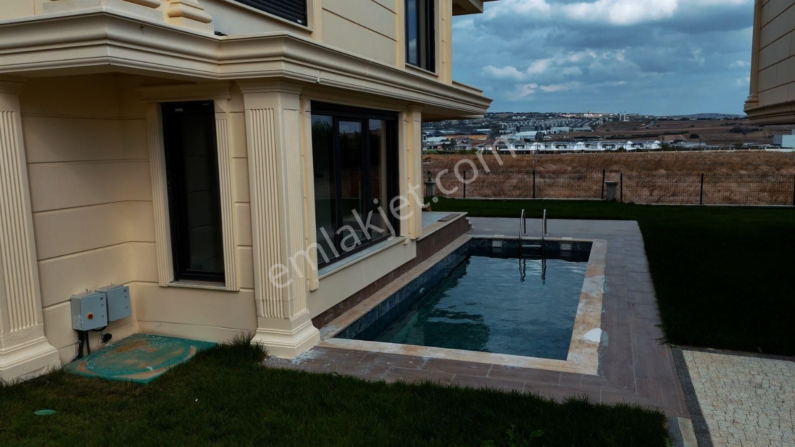 Selimpaşa Mah.7+2 350 M2 Satılık Villa Aysun Yavuz'dan - Görsel 14