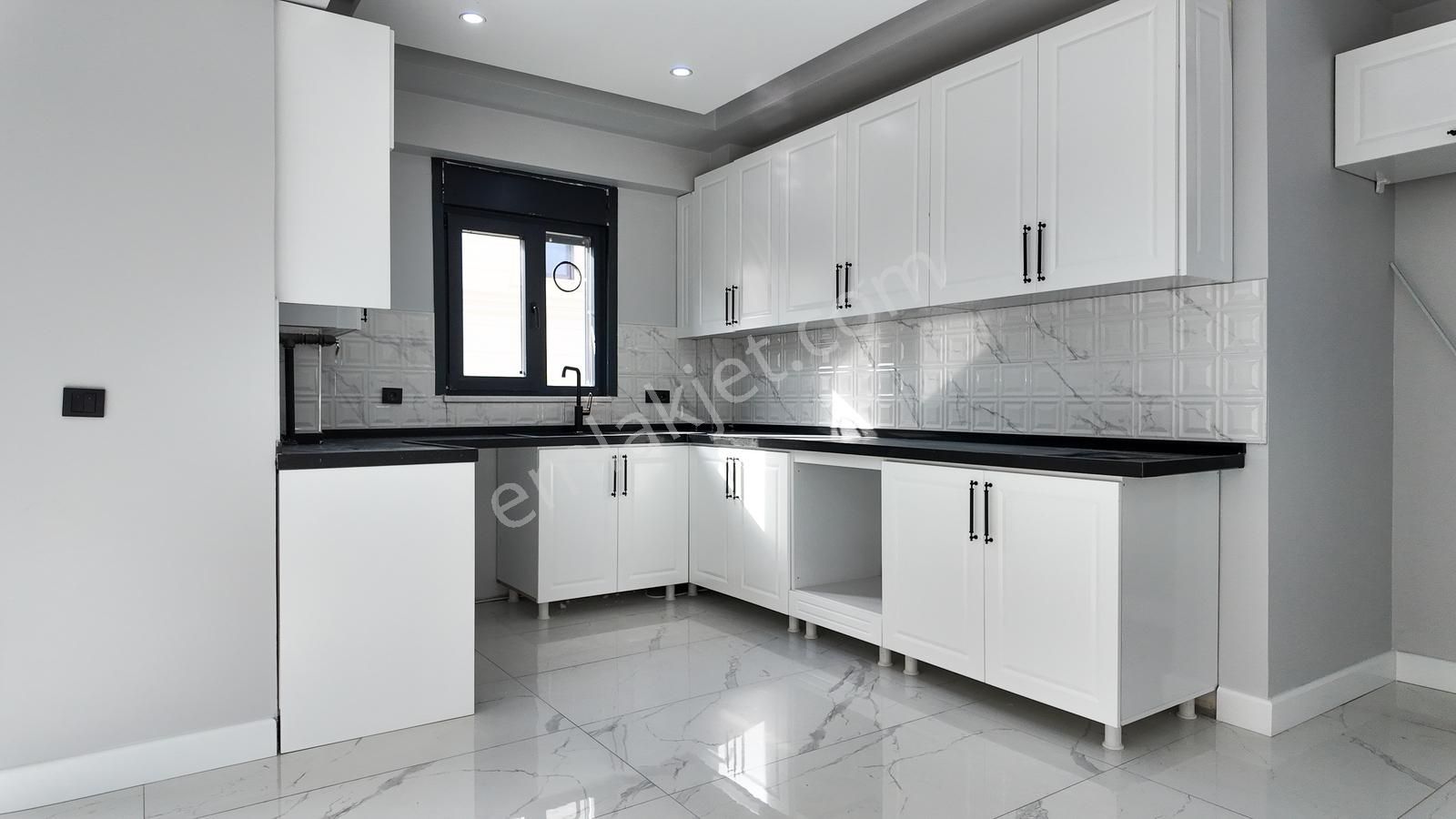 Selimpaşa Mah.7+2 350 M2 Satılık Villa Aysun Yavuz'dan - Görsel 6