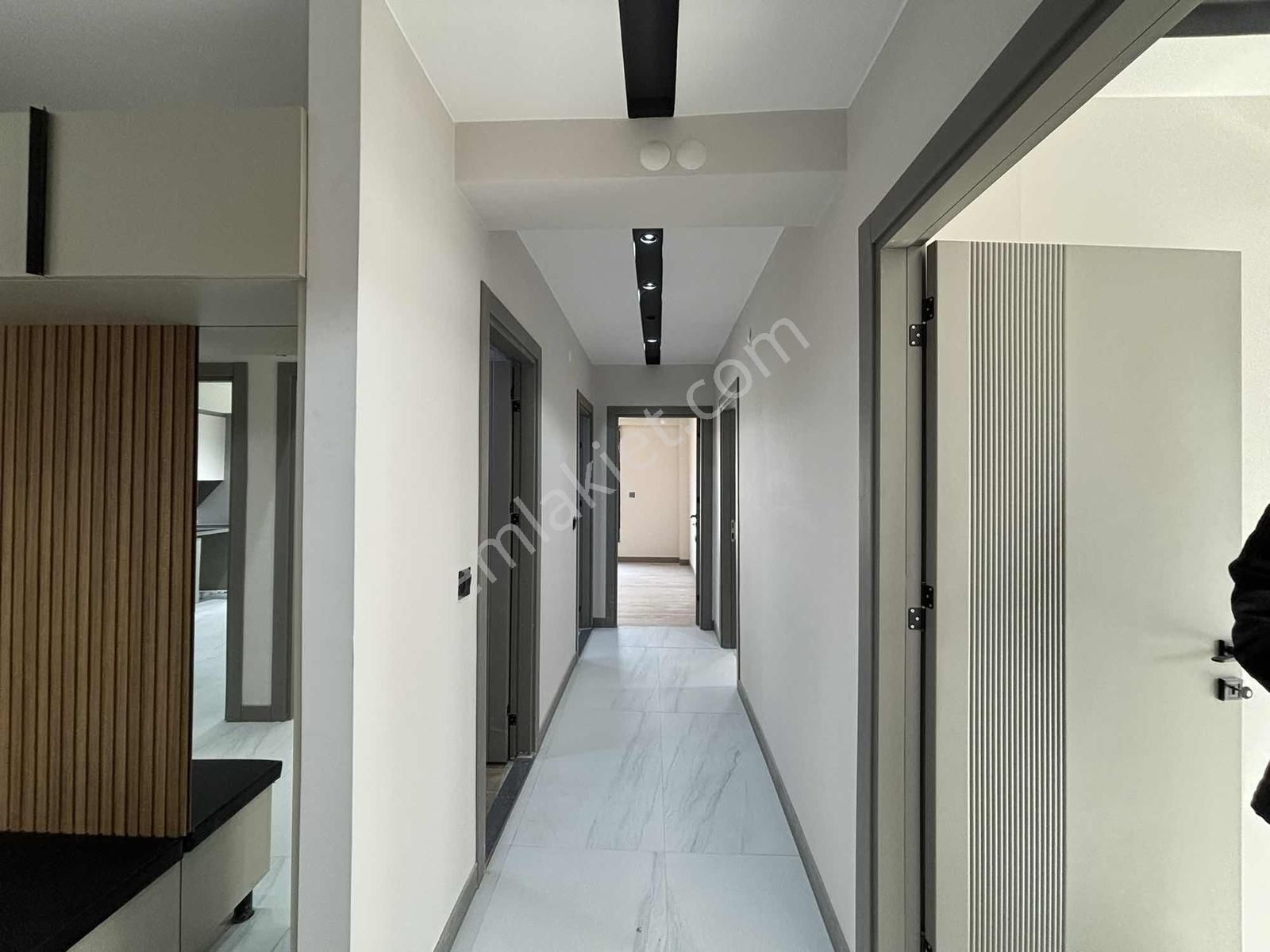 Eker'den Aşağısöğütönü Site İçi Özel Garajlı Lüks 3+1 - Görsel 9