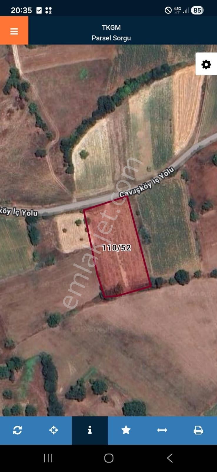 İnegöl Çavus Köyde 929m² Göl Manzaralı Tarla Kadastro Yol Cephe - Görsel 3