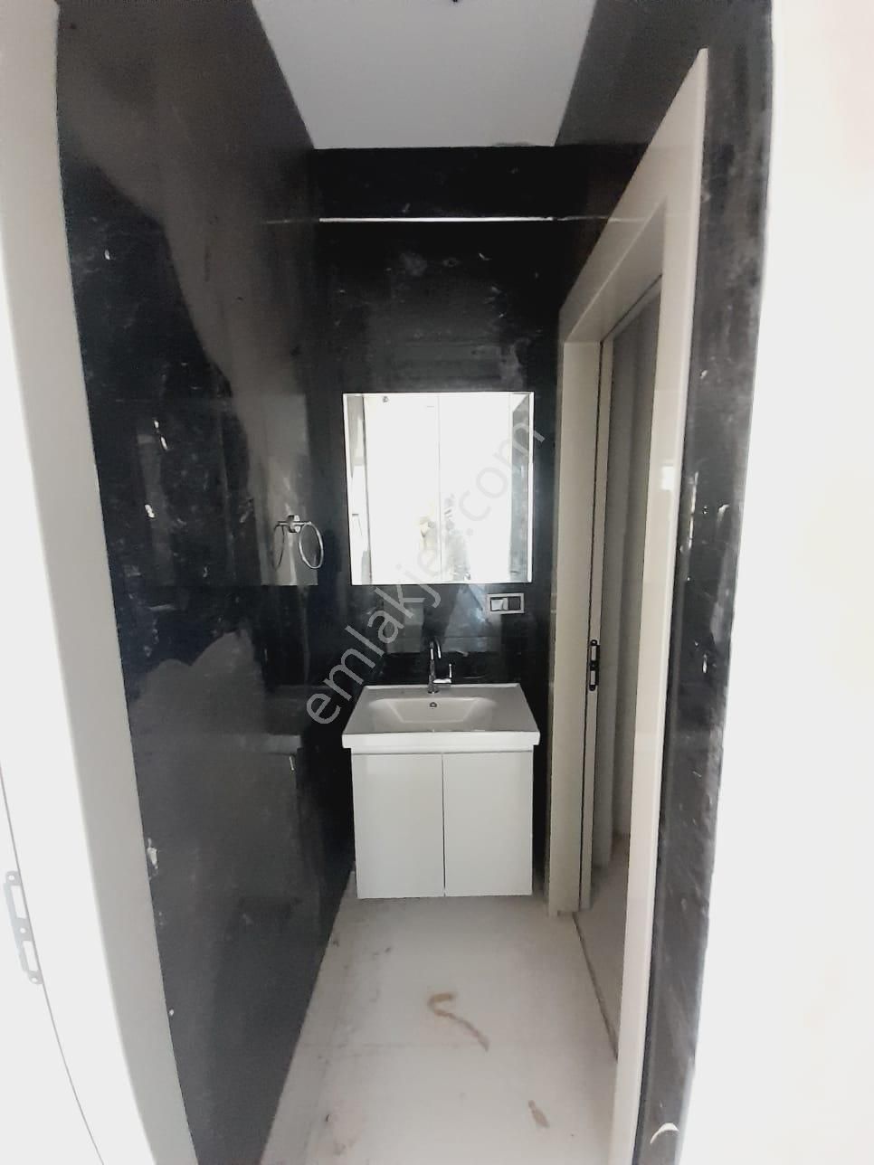 Kaan Emlaktan Şemiklerde Naz Bayrak Yakını 2+1 Sıfır Lüks Daire. - Görsel 5