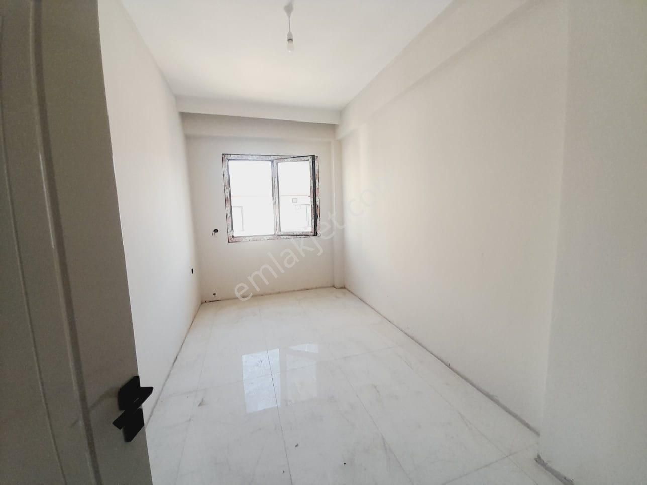 Kaan Emlaktan Şemiklerde Naz Bayrak Yakını 2+1 Sıfır Lüks Daire. - Görsel 3