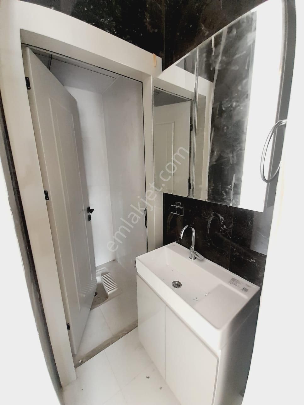 Kaan Emlaktan Şemiklerde Naz Bayrak Yakını 2+1 Sıfır Lüks Daire. - Görsel 22