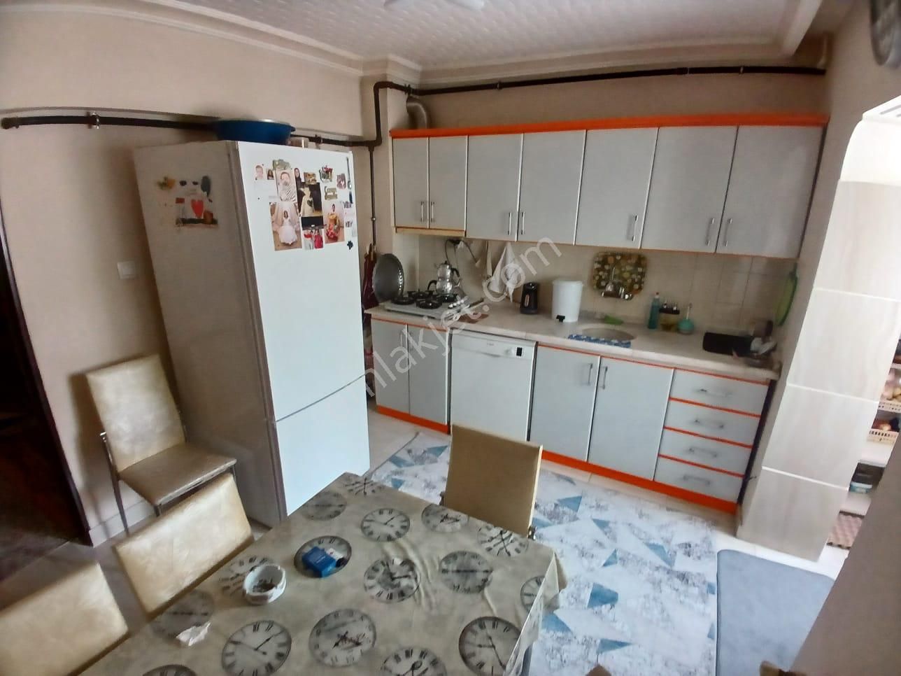 Mç Emlaktan Akşemsettin Mahallesi' Nde 5+1 Teraslı Full Yapılı Satılık Daire - Görsel 2